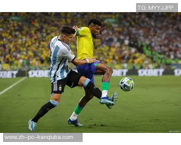 墨西哥足球对决巴西传奇球队激烈碰撞引发全球关注